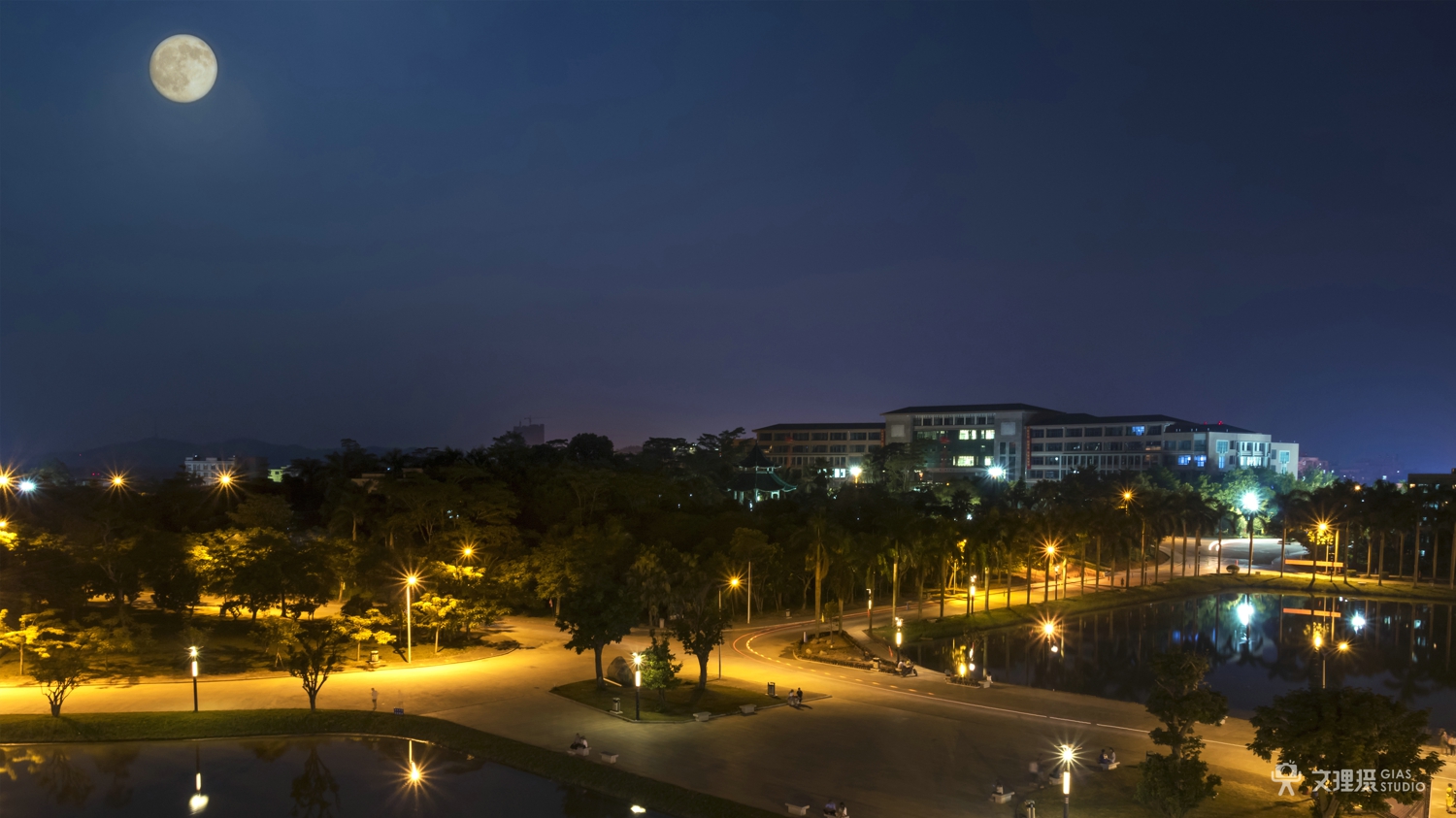 文理夜景-校园风光-学院图库-广东文理职业学院
