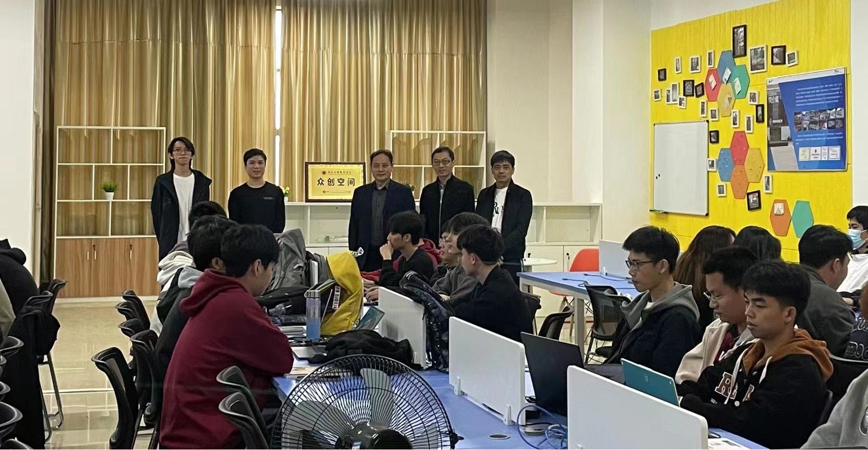 我院开展“企业项目植入课堂”实践教学活动-院部新闻-智能制造学院-广东文理职业学院