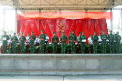 颁奖（三）