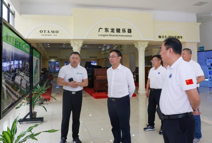 广东文理职业学院校长刘明贵率队赴廉江龙头企业走访交流