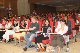 ȤζӢ������ ̨��̨�¹�����