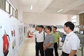 տ�������пƼ������쵼��ѧԺָ�������ﱭ����ҵ��ƴ���