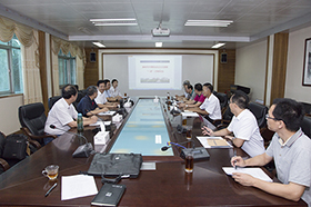 ѧԺ�ٿ�ϰ��ƽ��ʱ���й���ɫ�������˼�롰�������������ֻ�